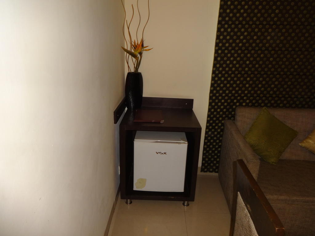 Hotel Gautam Residency Nueva Delhi Habitación foto